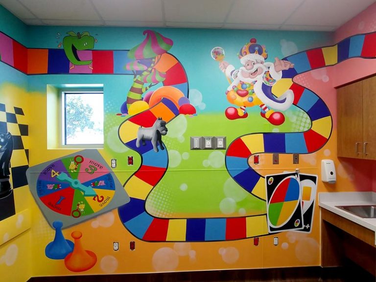 leilas-art-corner-custom-mural-artist-commercial-pediatric-clinic-school-daycare-office-restaurant-03