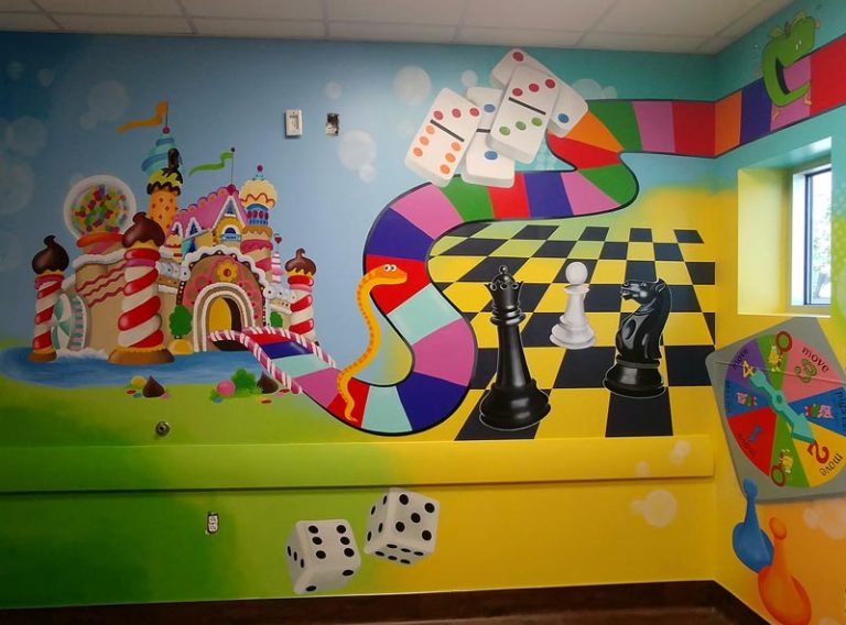 leilas-art-corner-custom-mural-artist-commercial-pediatric-clinic-school-daycare-office-restaurant-04