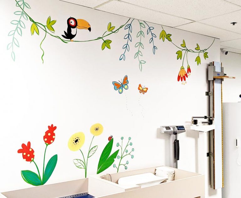 leilas-art-corner-custom-mural-artist-commercial-pediatric-clinic-school-daycare-office-restaurant-18