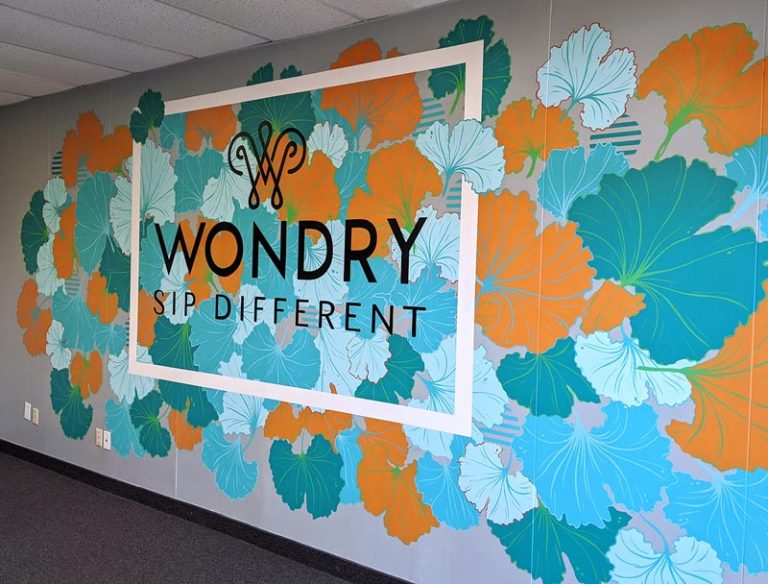 leilas-art-corner-custom-mural-artist-commercial-pediatric-clinic-school-daycare-office-restaurant-48